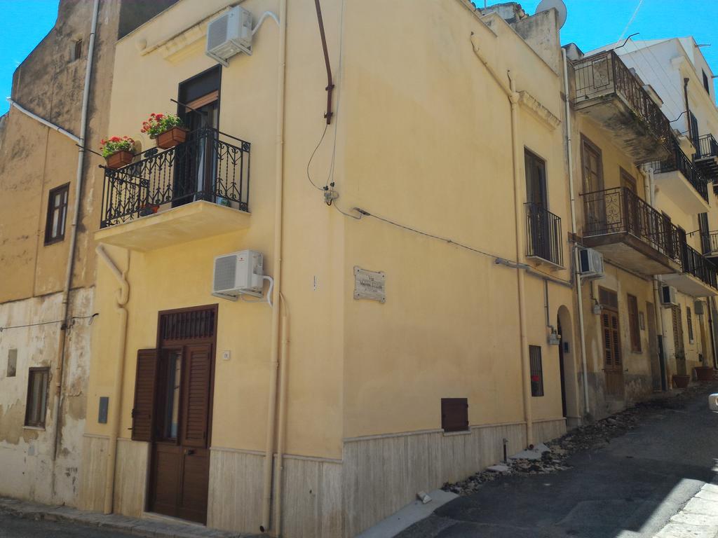 I Due Archi Apartman Castellammare del Golfo Kültér fotó